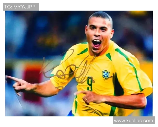 足球传奇球星精彩瞬间集锦 展现技艺与激情的完美融合