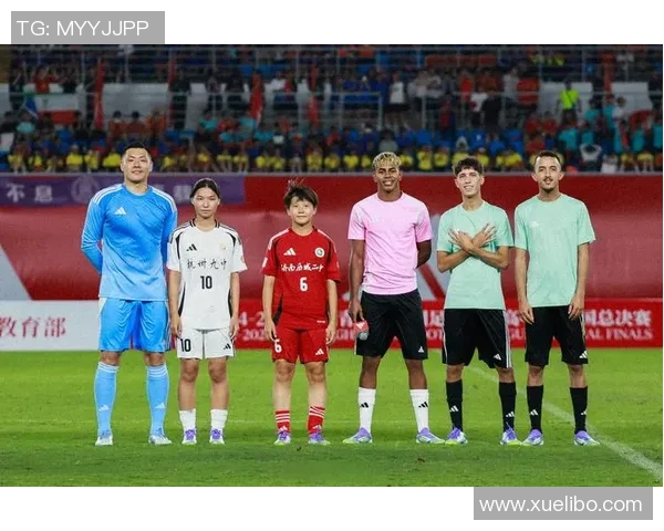 足球小海豚是谁 球场上的天才少年背后隐藏的故事揭秘